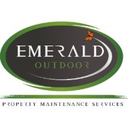 Logo Emerald Outdoor, LLC
